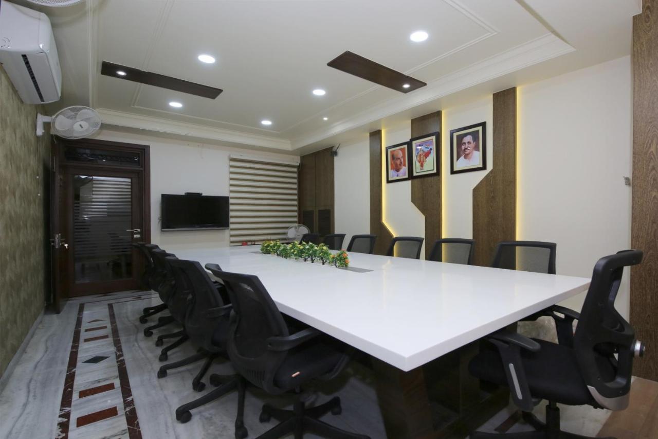 Capital O 36691 Hotel Aashirwad Inn Jabalpur Exterior photo